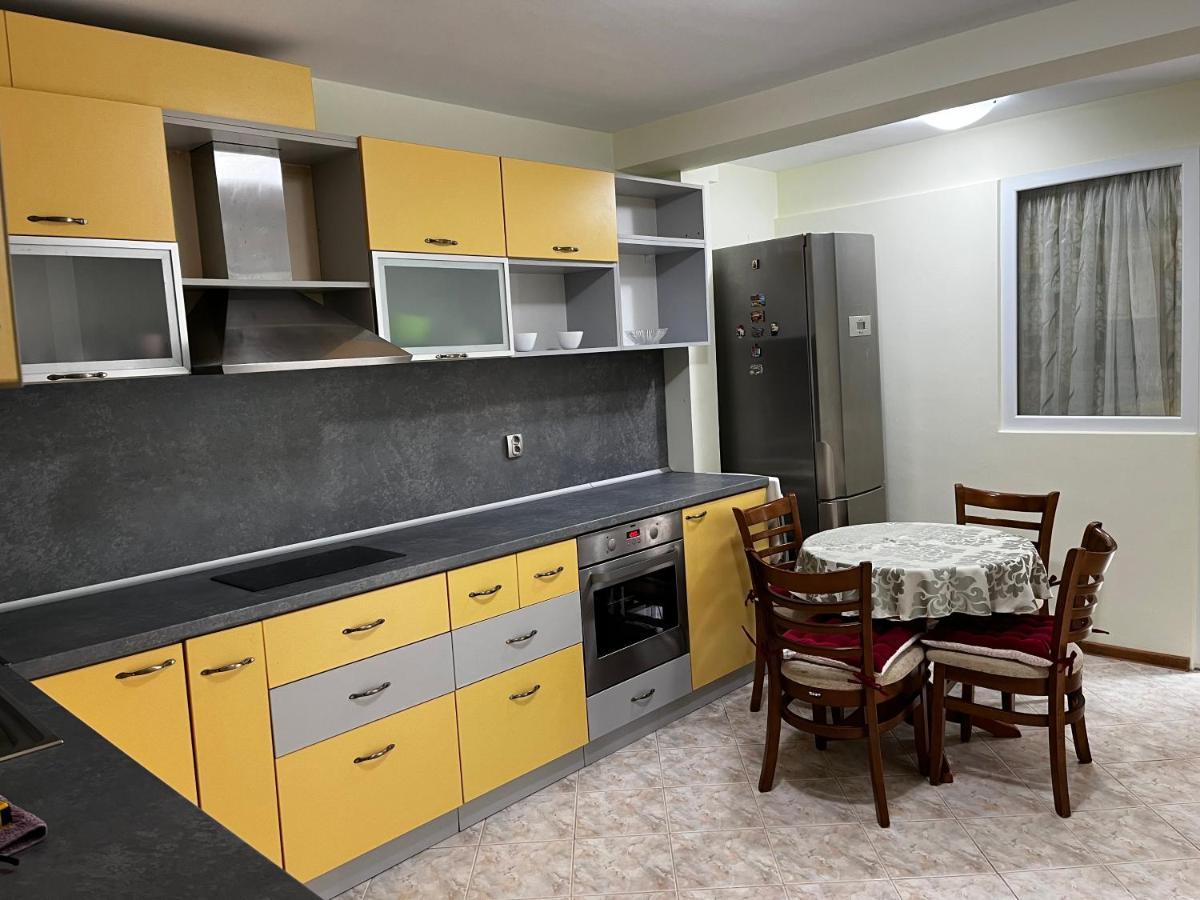 וארנה Green Central Apartment מראה חיצוני תמונה