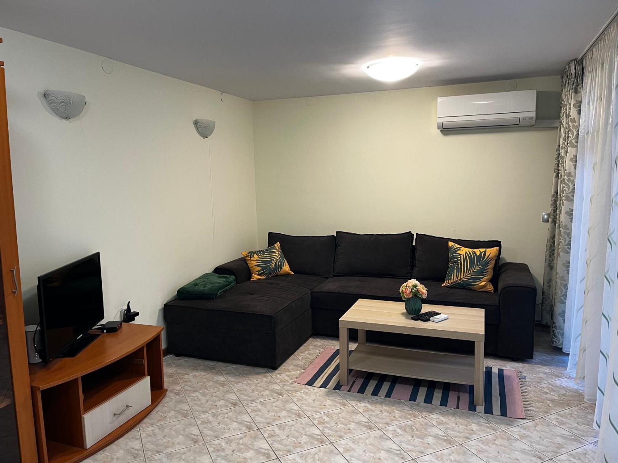 וארנה Green Central Apartment מראה חיצוני תמונה