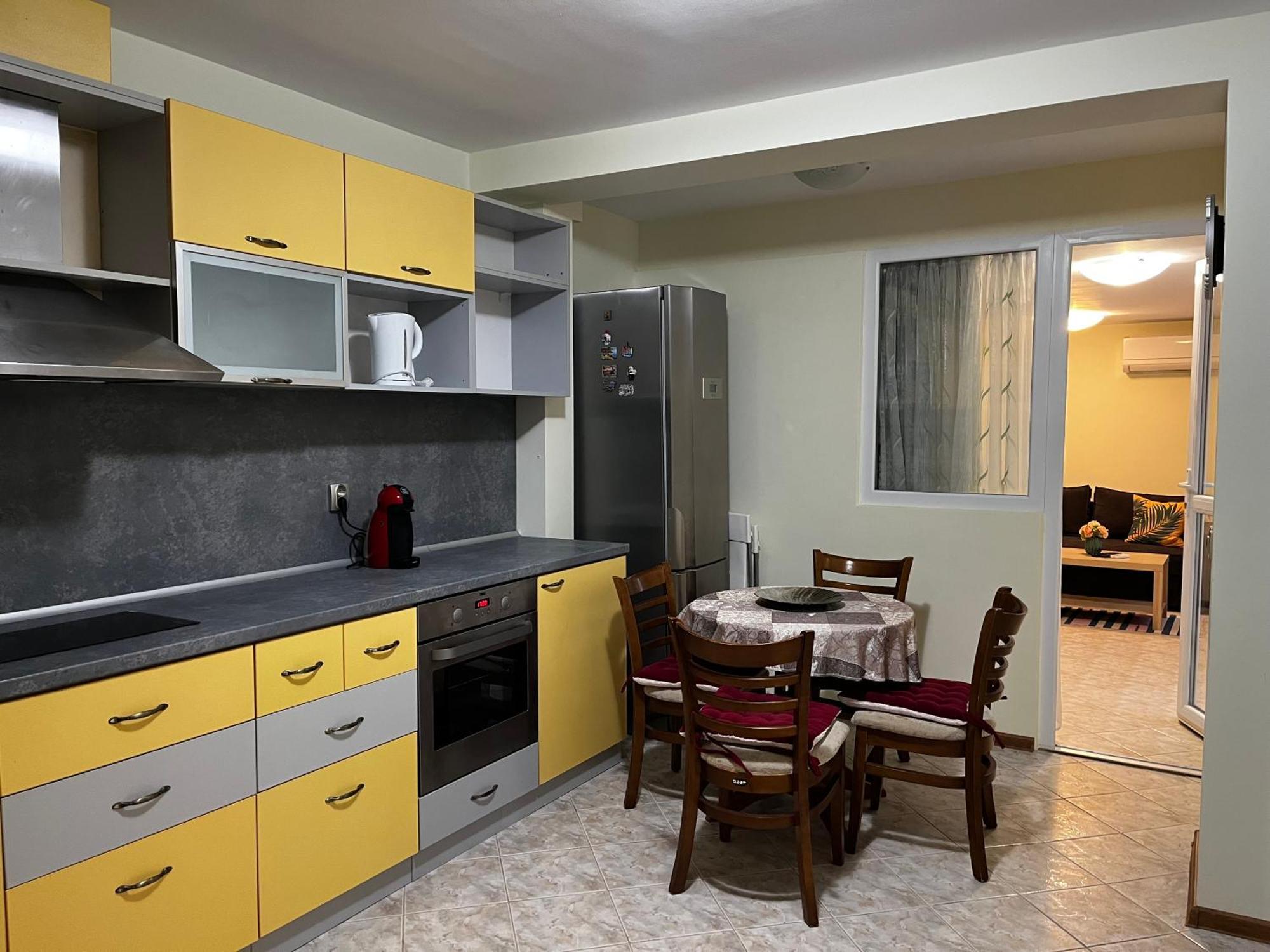 וארנה Green Central Apartment מראה חיצוני תמונה